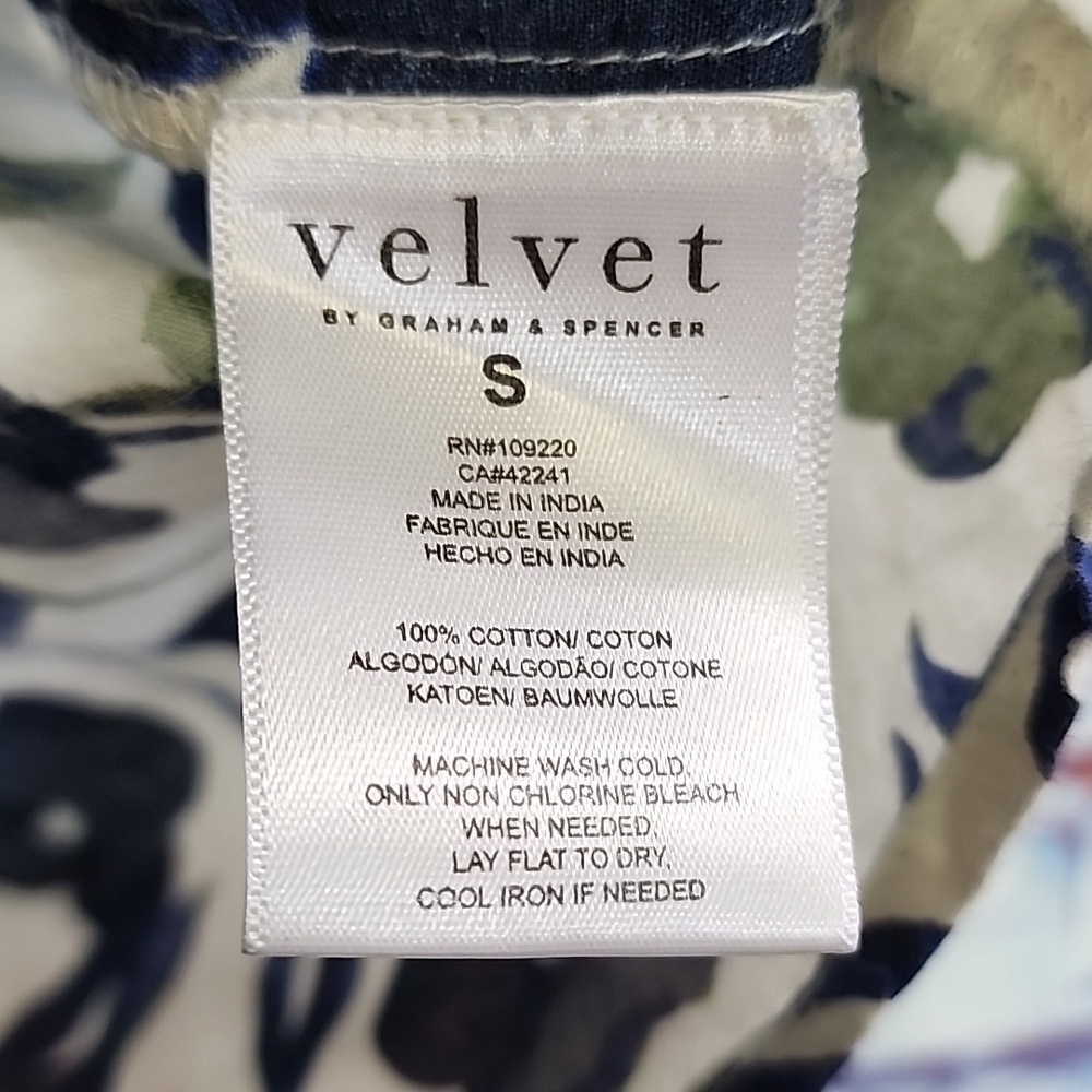 VELVET by Graham & Spencer floral top size S - Picture 4 of 4